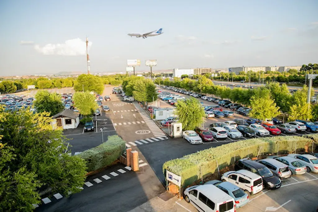 Ap Hotel & Parking